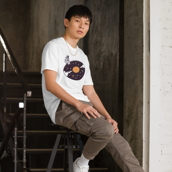 Camiseta unisex - Vinyl and astronaut