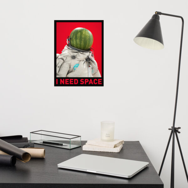 Póster -  I need space